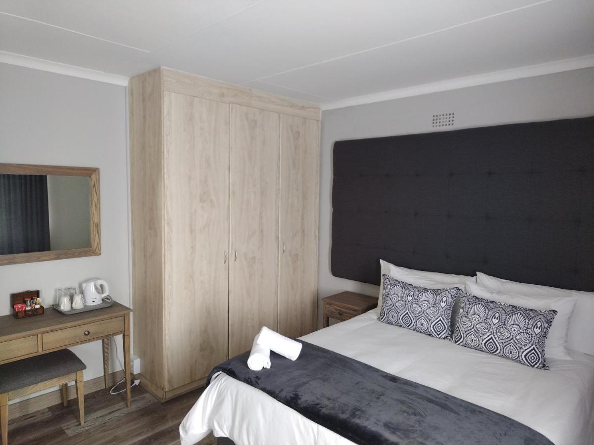Blue Owl Guest House Mossel Bay Eksteriør billede