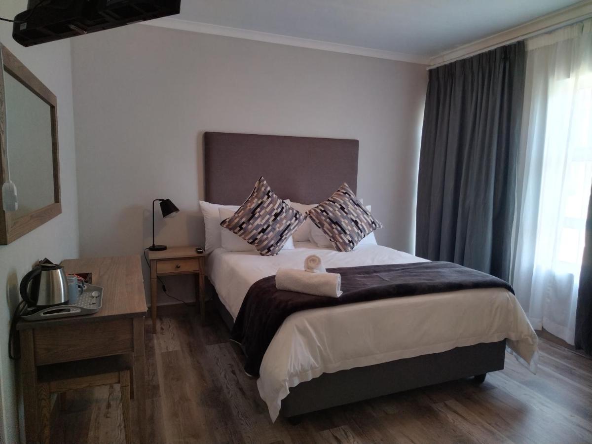 Blue Owl Guest House Mossel Bay Eksteriør billede